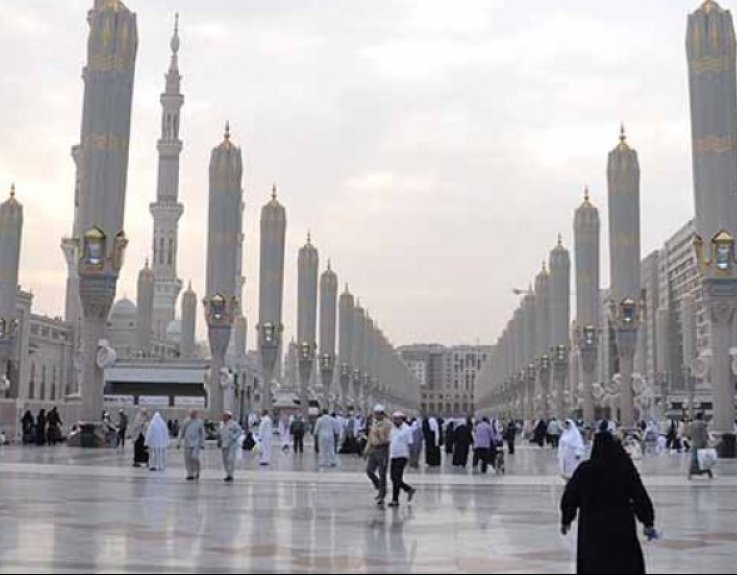 7 Nights 4 Star February Umrah Package