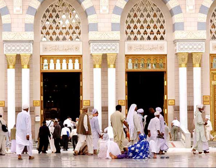 4 Star Christmas Umrah Package for 7 Nights
